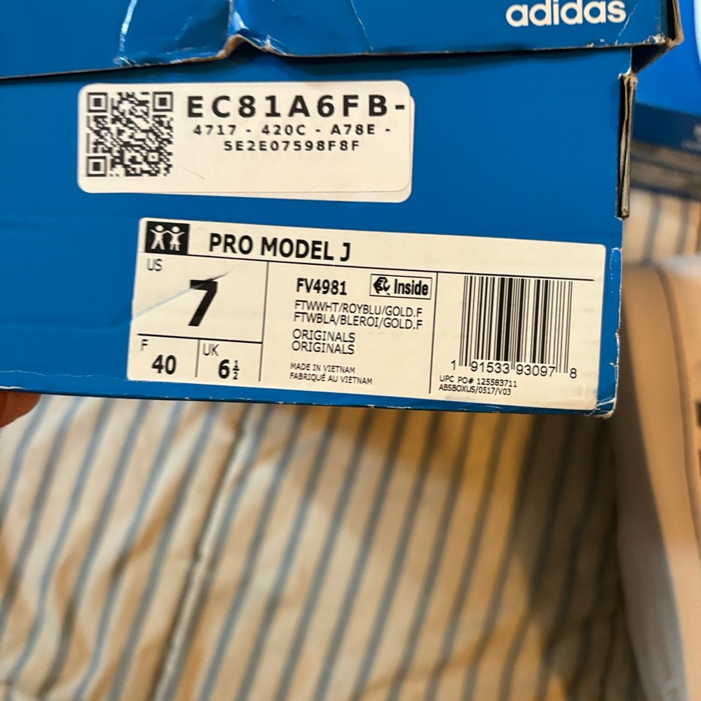 Adidas Pro Model White with Blue Stripes - Picture 9 of 9